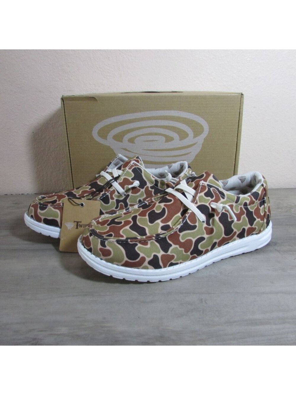 M&F Western Products TWISTER Youth 2 Lace Casual Shoes Camo
